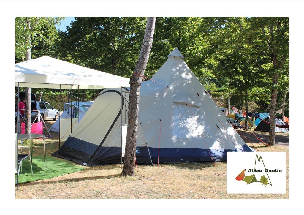 Отель Aldea Guntin Camping Caniza Ла-Каньиса Экстерьер фото
